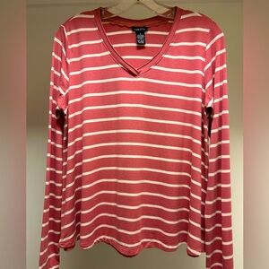 Rue 21 long sleeve t-shirt